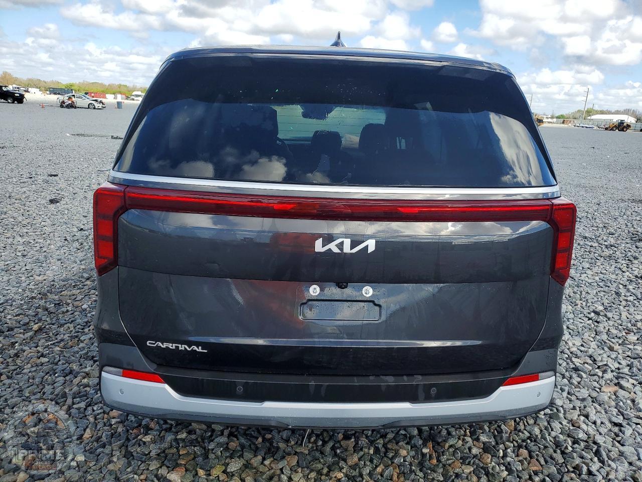 2026 KIA CARNIVAL — фото 6