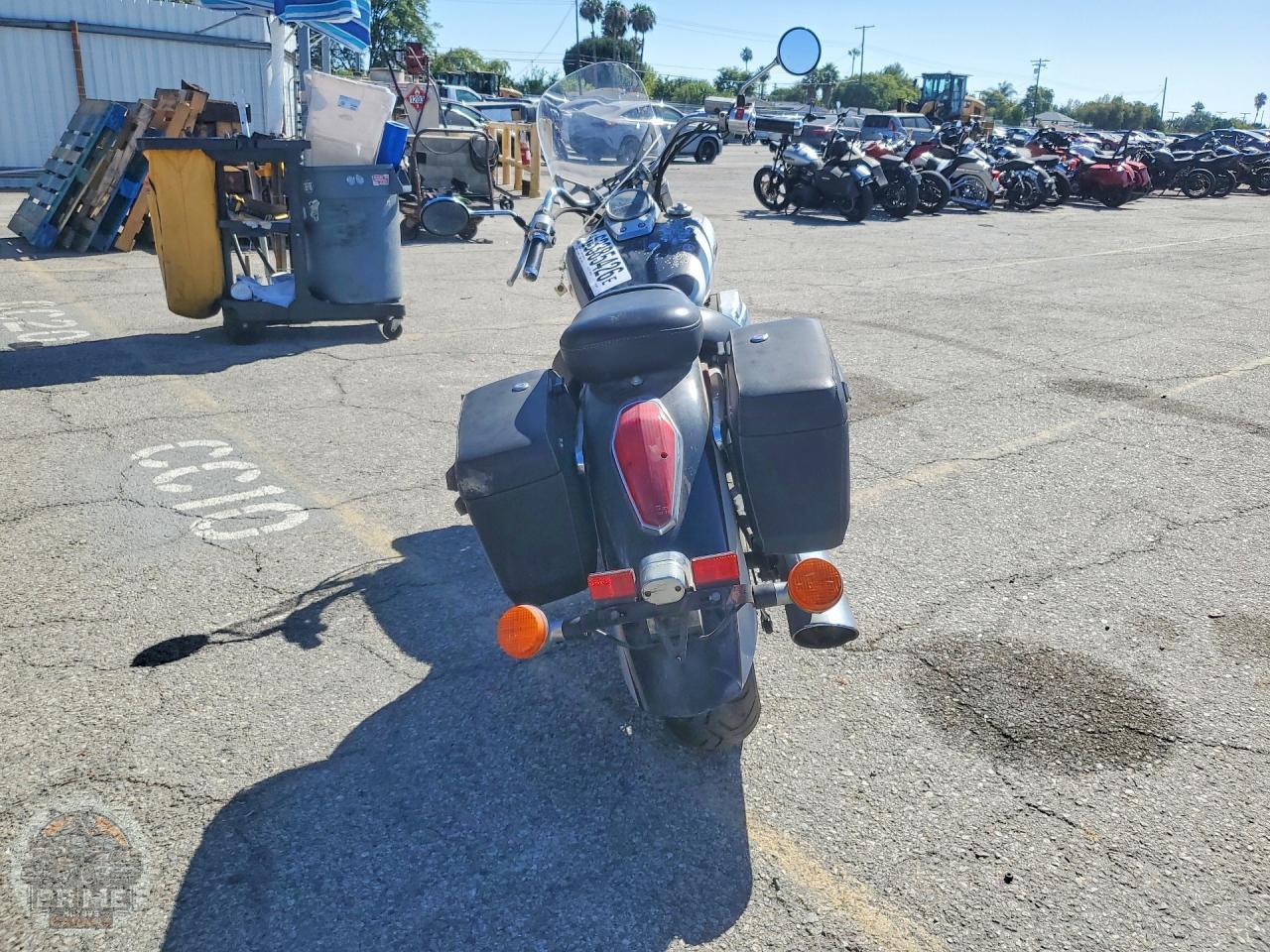 2004 HONDA VT750 — фото 4