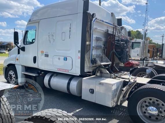 2016 FREIGHTLINER CASCADIA 125 — фото 4