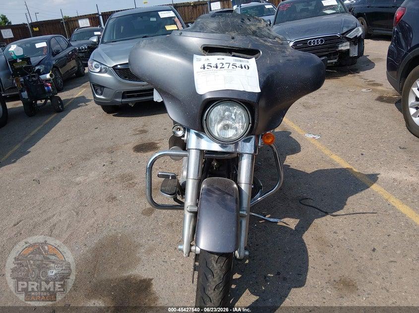 2015 HARLEY-DAVIDSON FLHX (STREET GLIDE) STREET GLIDE — фото 5
