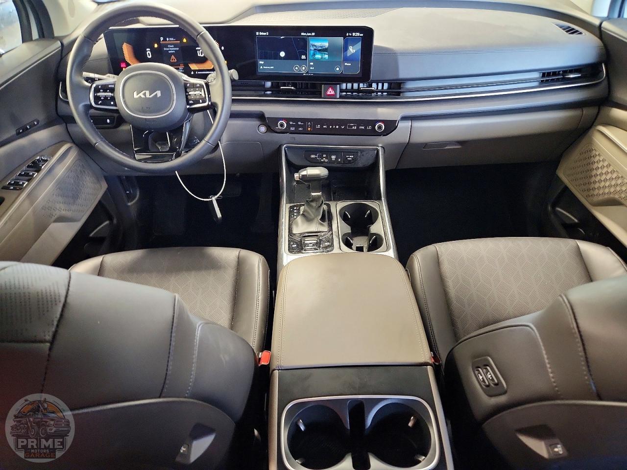 2025 KIA CARNIVAL — фото 8