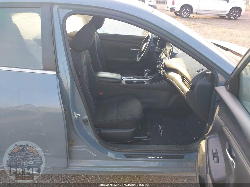 2024 NISSAN SENTRA SV XTRONIC CVT — фото 5