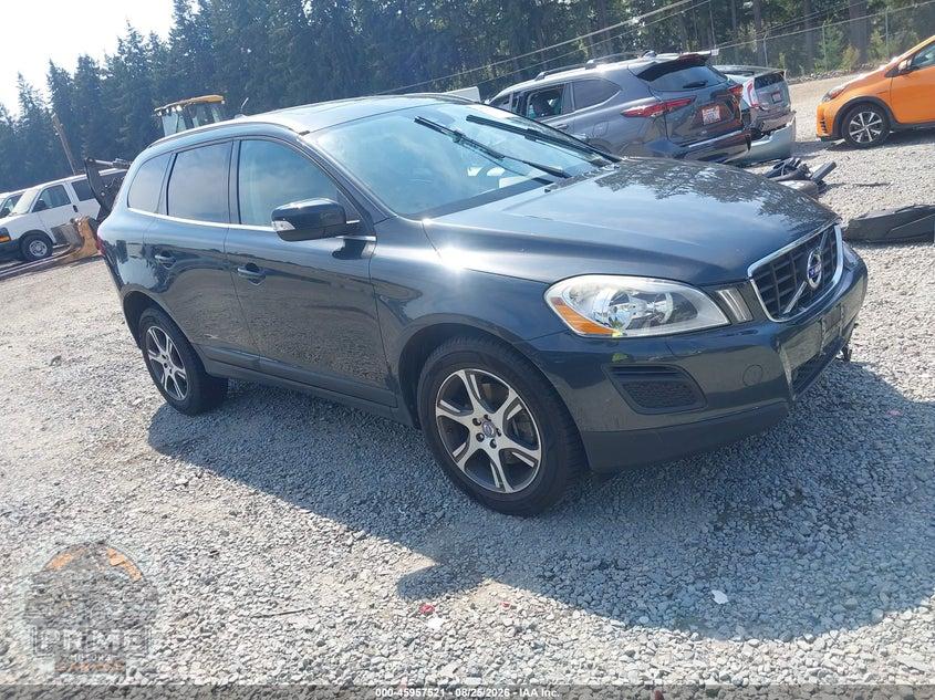 2013 VOLVO XC60 T6 — фото 1