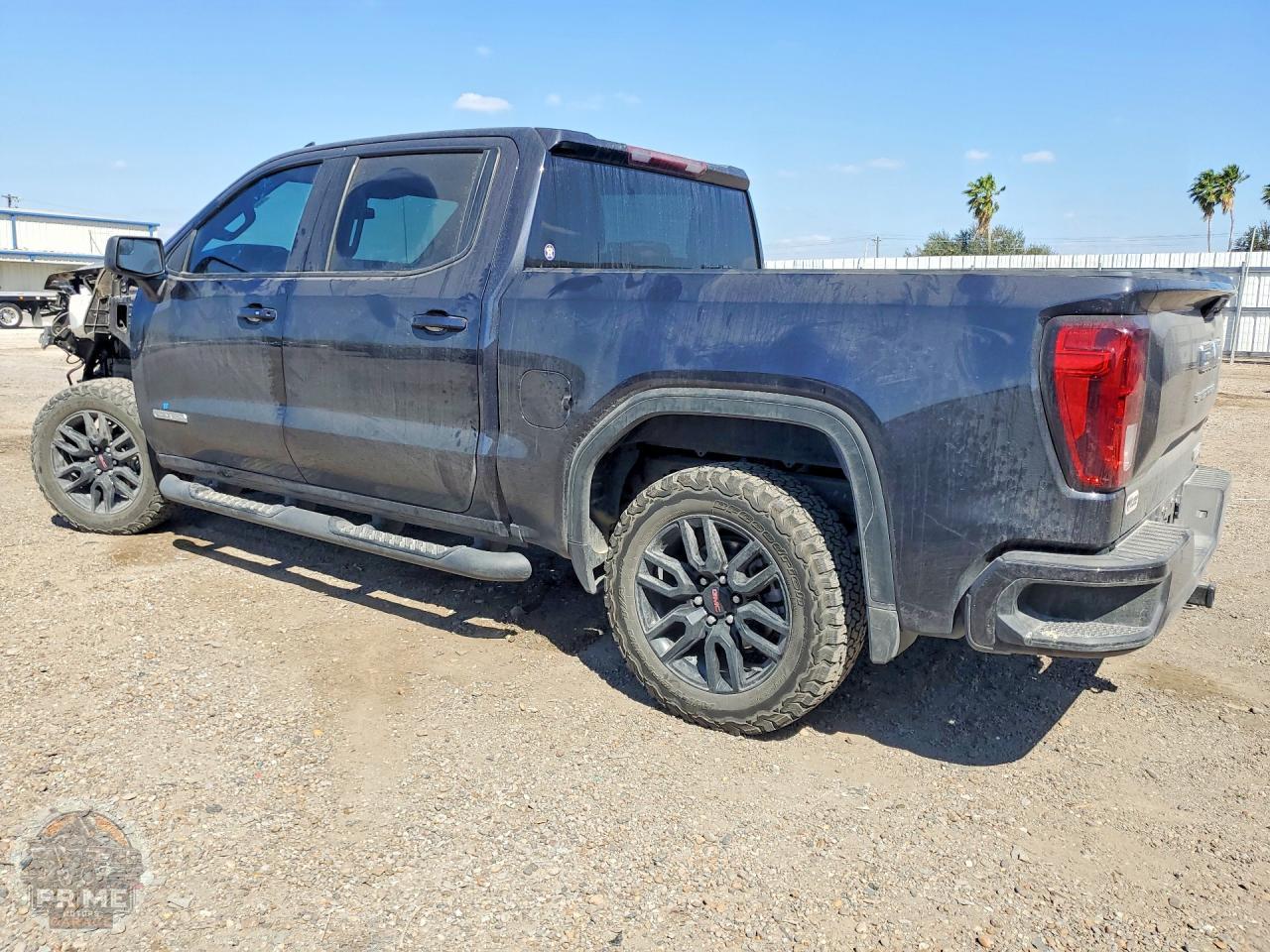 2023 GMC SIERRA — фото 3