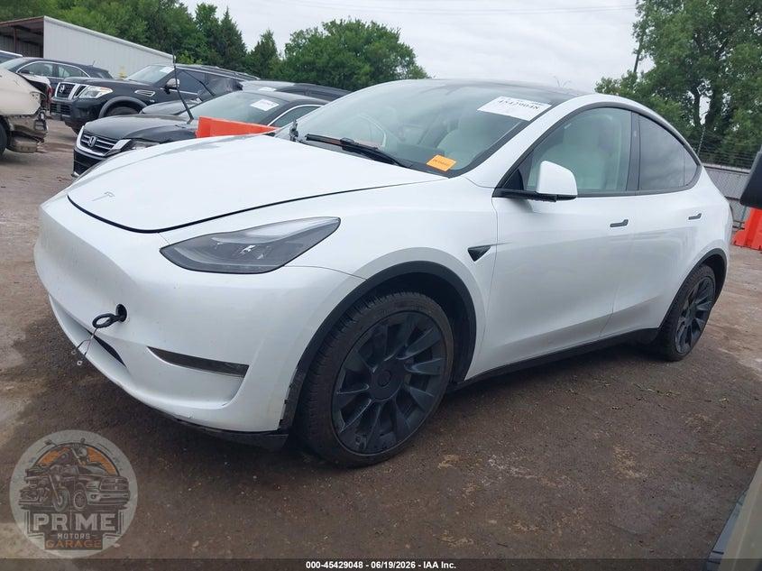 2024 TESLA MODEL Y LONG RANGE DUAL MOTOR ALL-WHEEL DRIVE — фото 14