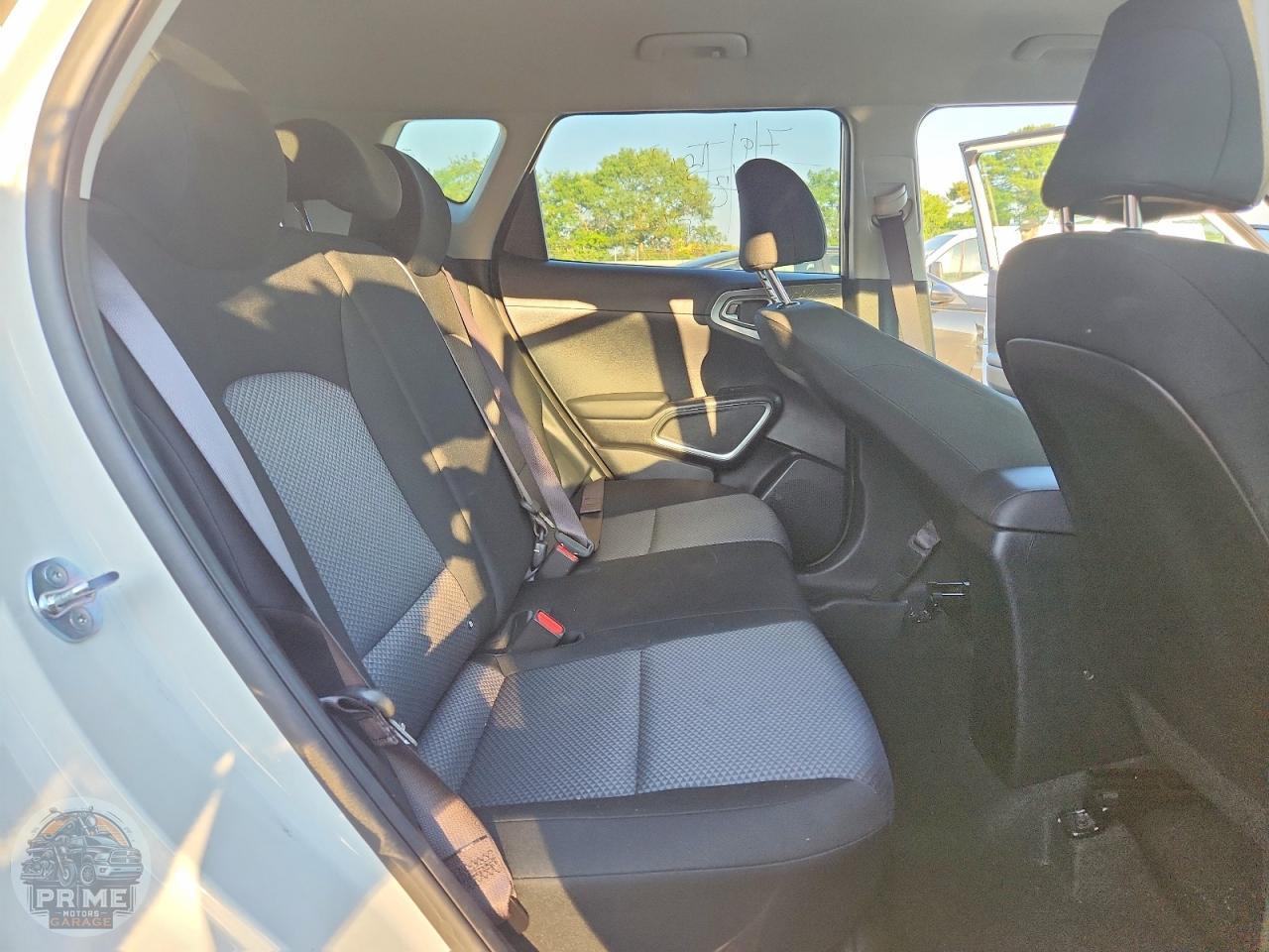 2025 KIA SOUL — фото 10