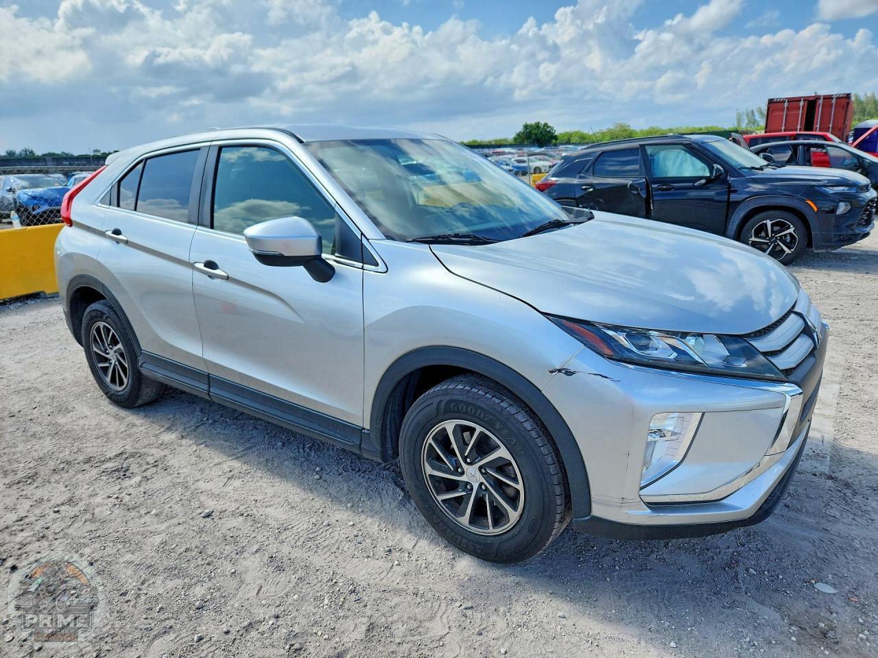 2020 MITSUBISHI ECLIPSE — фото 4