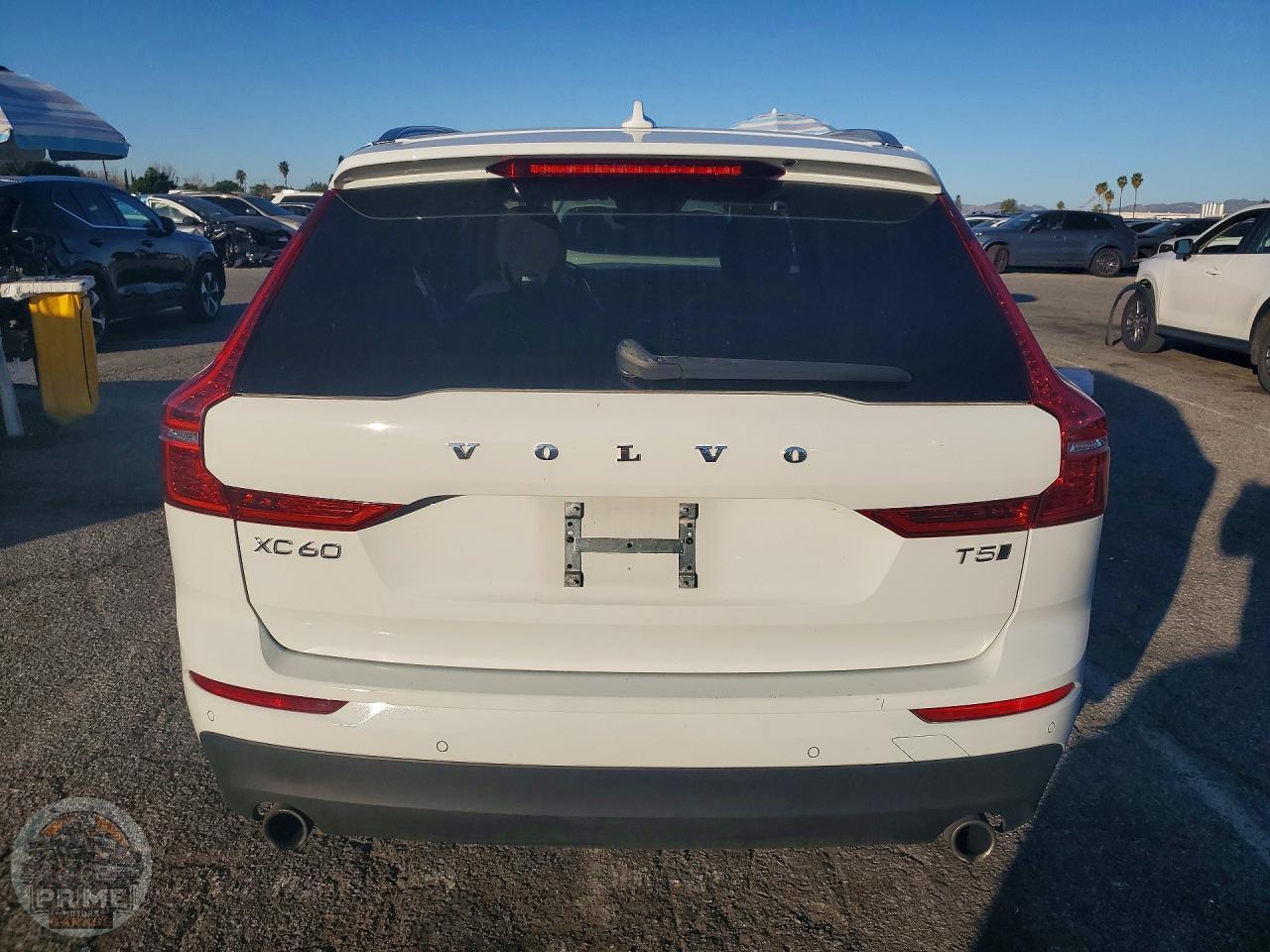 2020 VOLVO XC60 — фото 6
