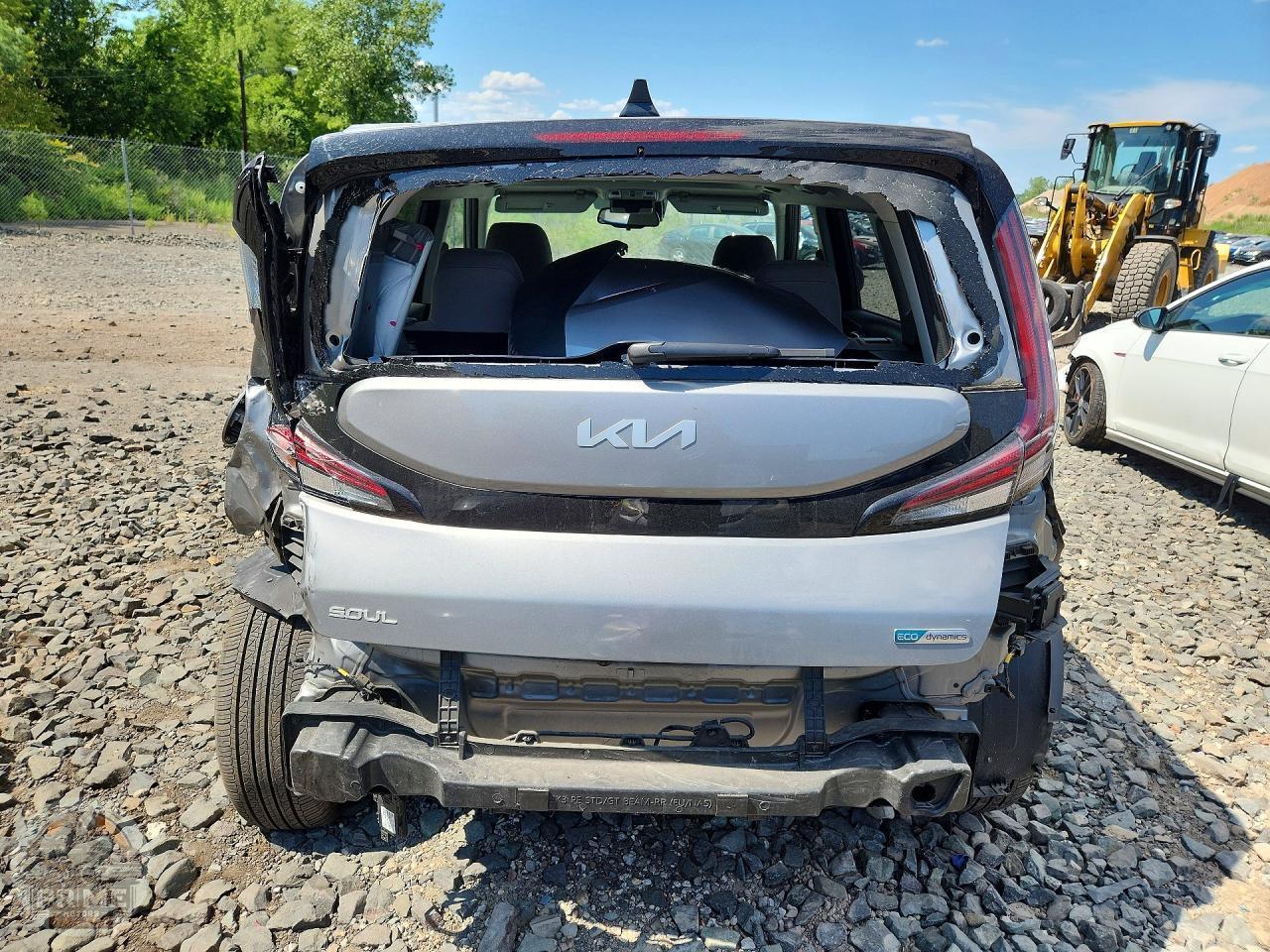 2025 KIA SOUL — фото 6