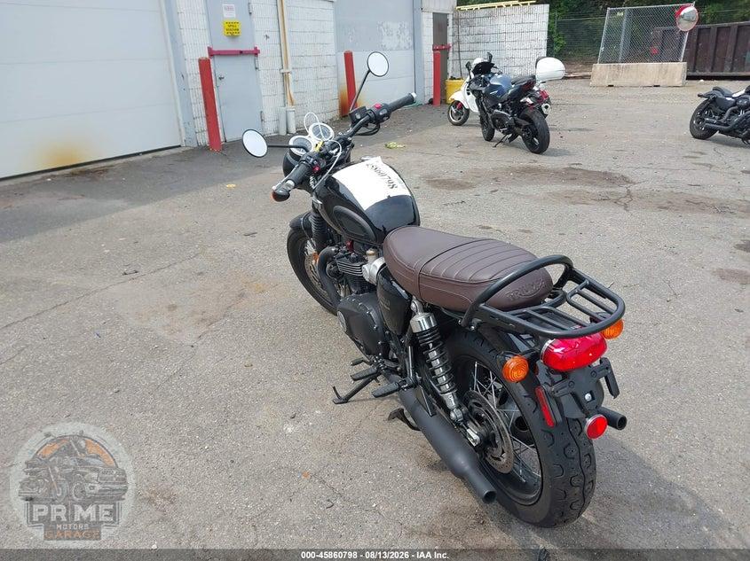 2017 TRIUMPH MOTORCYCLE BONNEVILLE T120/BLACK — фото 3