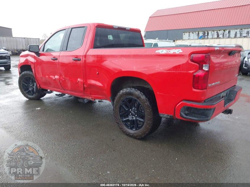 2023 CHEVROLET SILVERADO 1500 4WD  STANDARD BED CUSTOM — фото 3