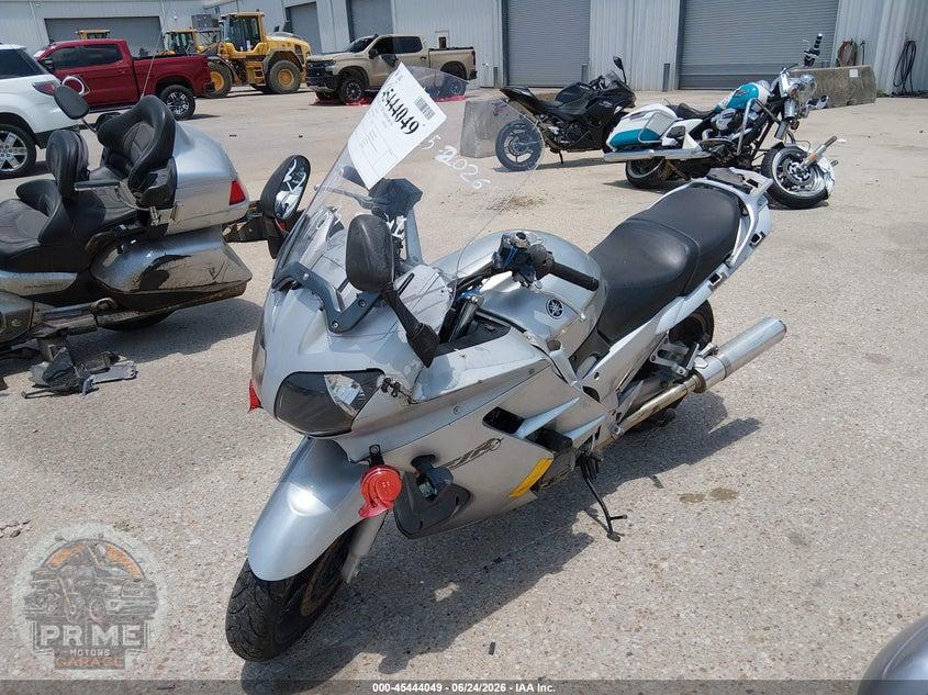 2003 YAMAHA FJR1300 — фото 2
