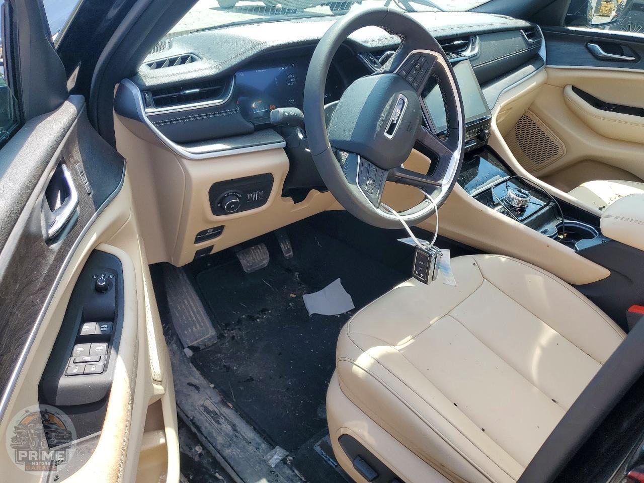 2025 JEEP GRAND CHEROKEE — фото 8