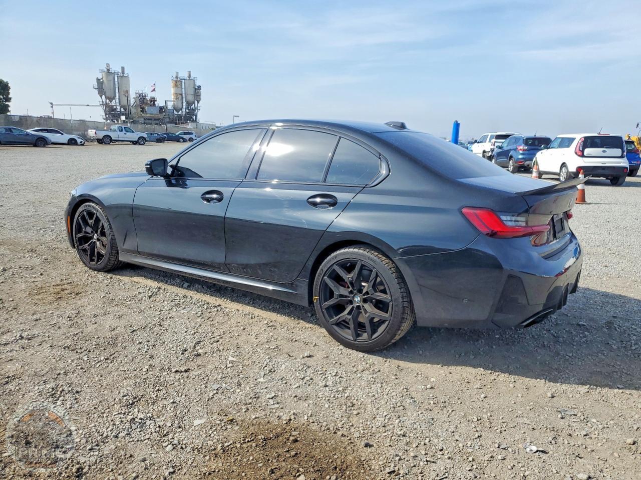 2025 BMW 3 SERIES — фото 2