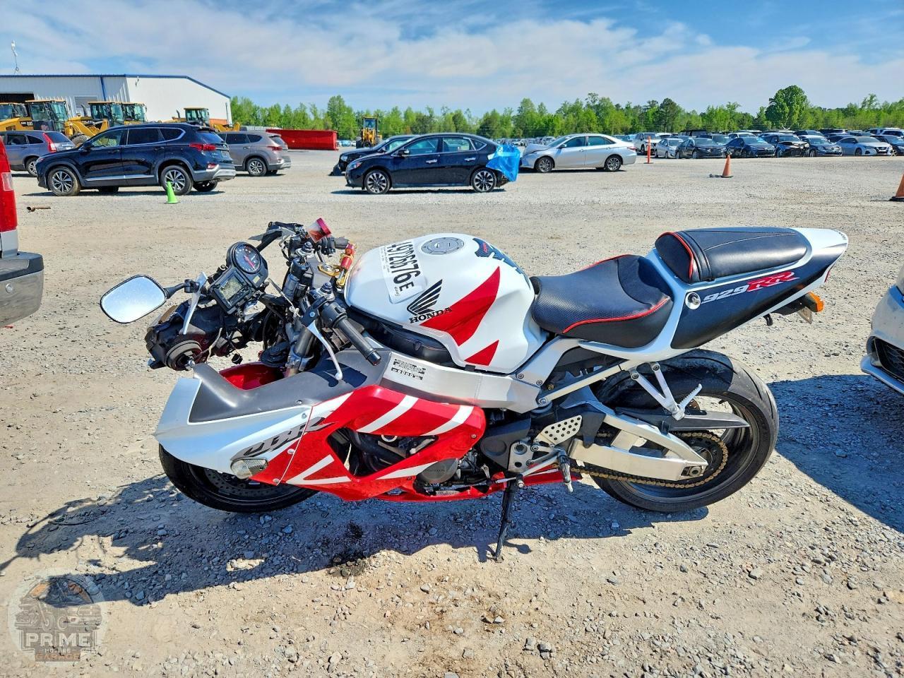 2000 HONDA CBR900 — фото 3