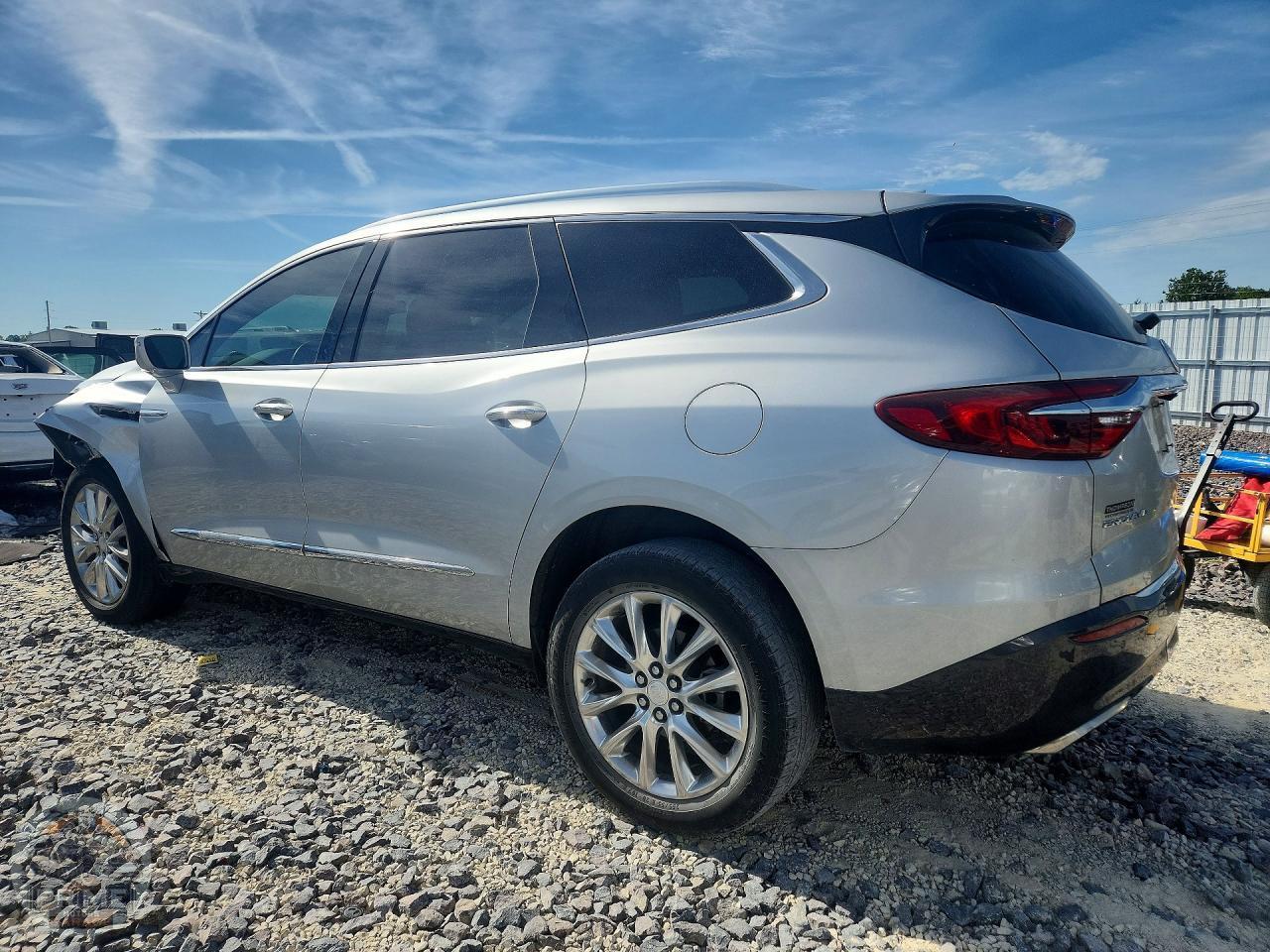 2020 BUICK ENCLAVE — фото 5