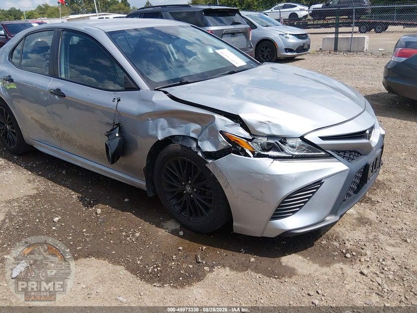 2019 TOYOTA CAMRY SE — фото 6