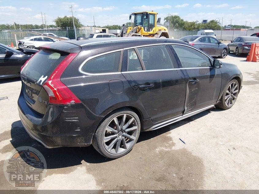 2015 VOLVO V60 T5 PREMIER — фото 4