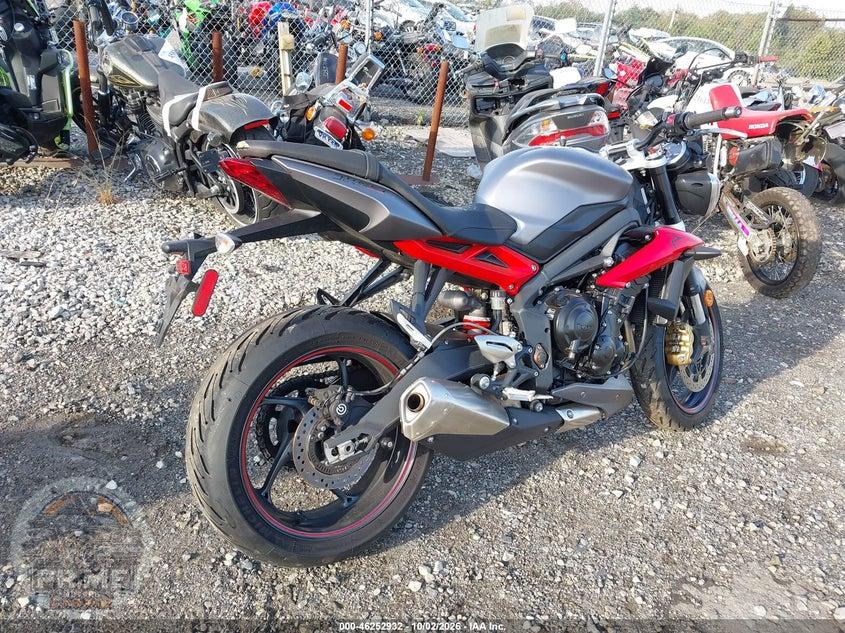 2016 TRIUMPH MOTORCYCLE STREET TRIPLE R/ABS — фото 4