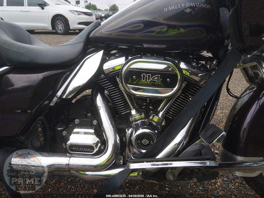 2017 HARLEY-DAVIDSON FLTRXS (ROAD GLIDE SPECIAL) ROAD GLIDE SPECIAL — фото 8