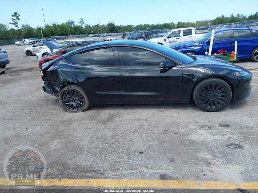 2025 TESLA MODEL 3 LONG RANGE REAR-WHEEL DRIVE/STANDARD REAR-WHEEL DRIVE — фото 13
