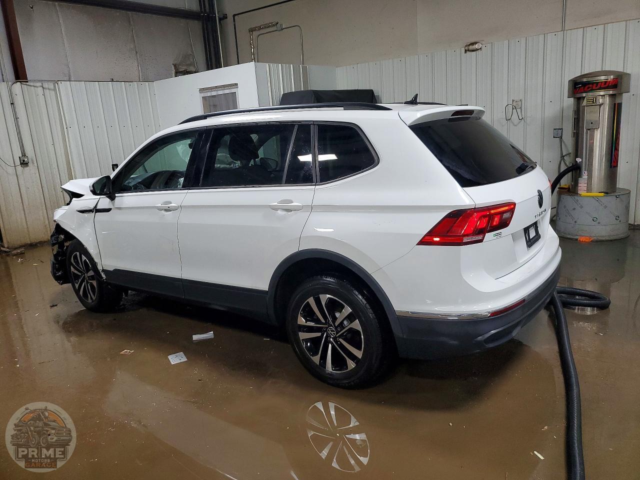 2023 VOLKSWAGEN TIGUAN — фото 2