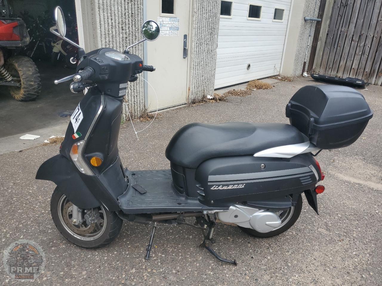 2016 KYMCO USA INC LIKE — фото 3