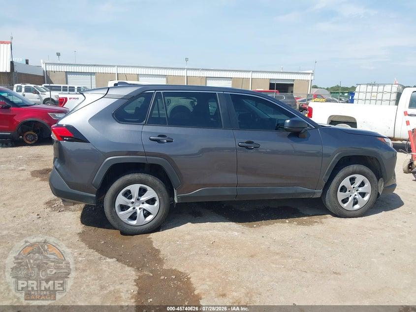 2024 TOYOTA RAV4 LE — фото 13