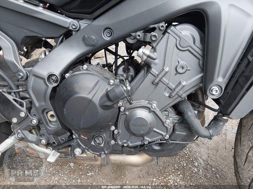 2024 YAMAHA MT09 — фото 8