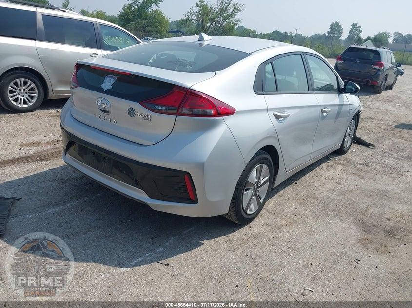 2018 HYUNDAI IONIQ HYBRID BLUE — фото 4