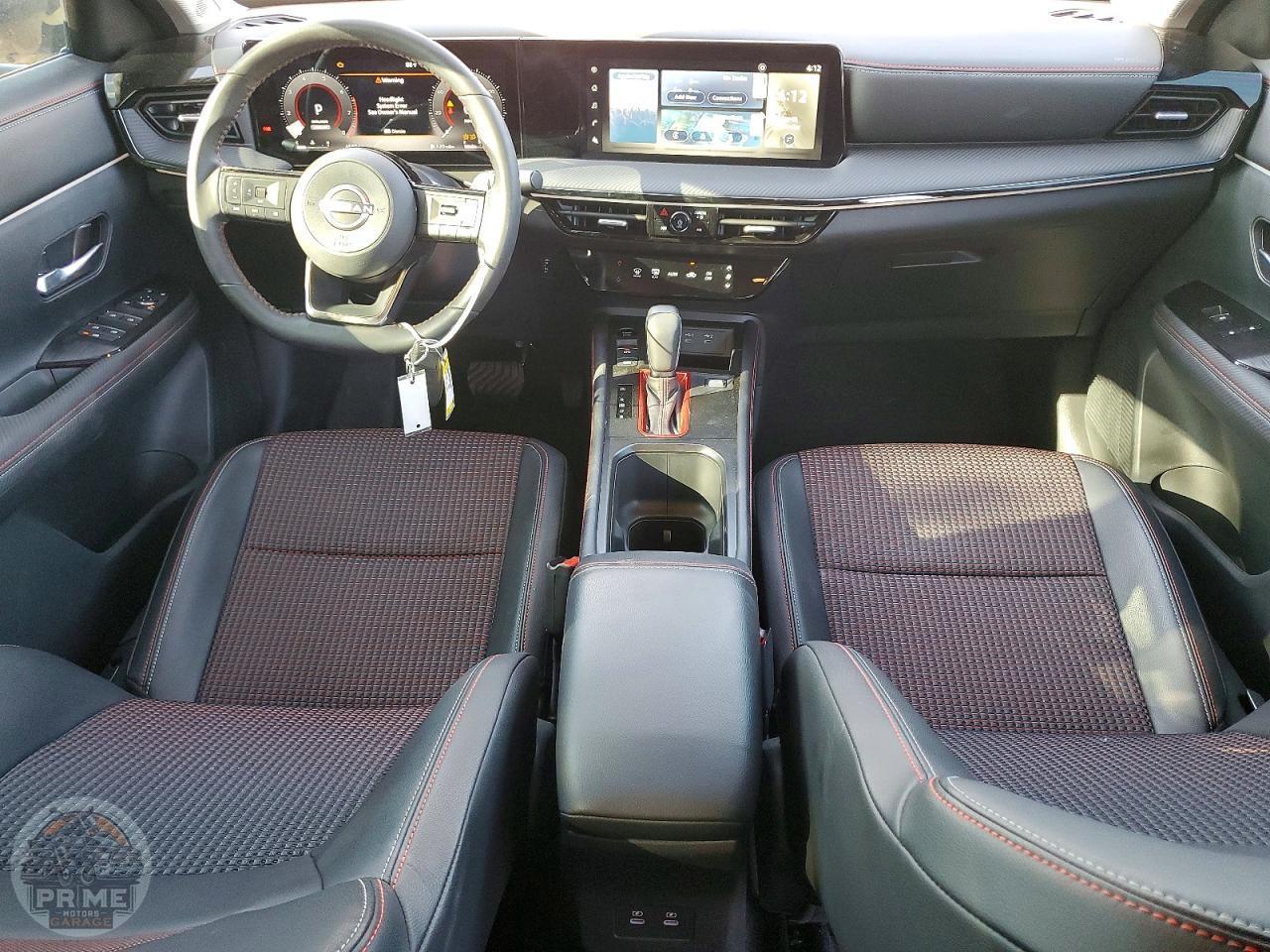 2025 NISSAN KICKS — фото 8