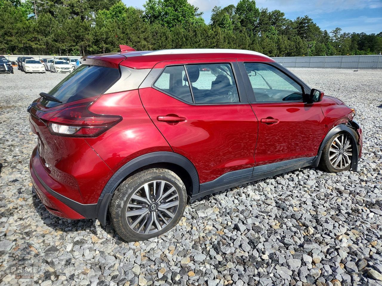 2021 NISSAN KICKS — фото 3