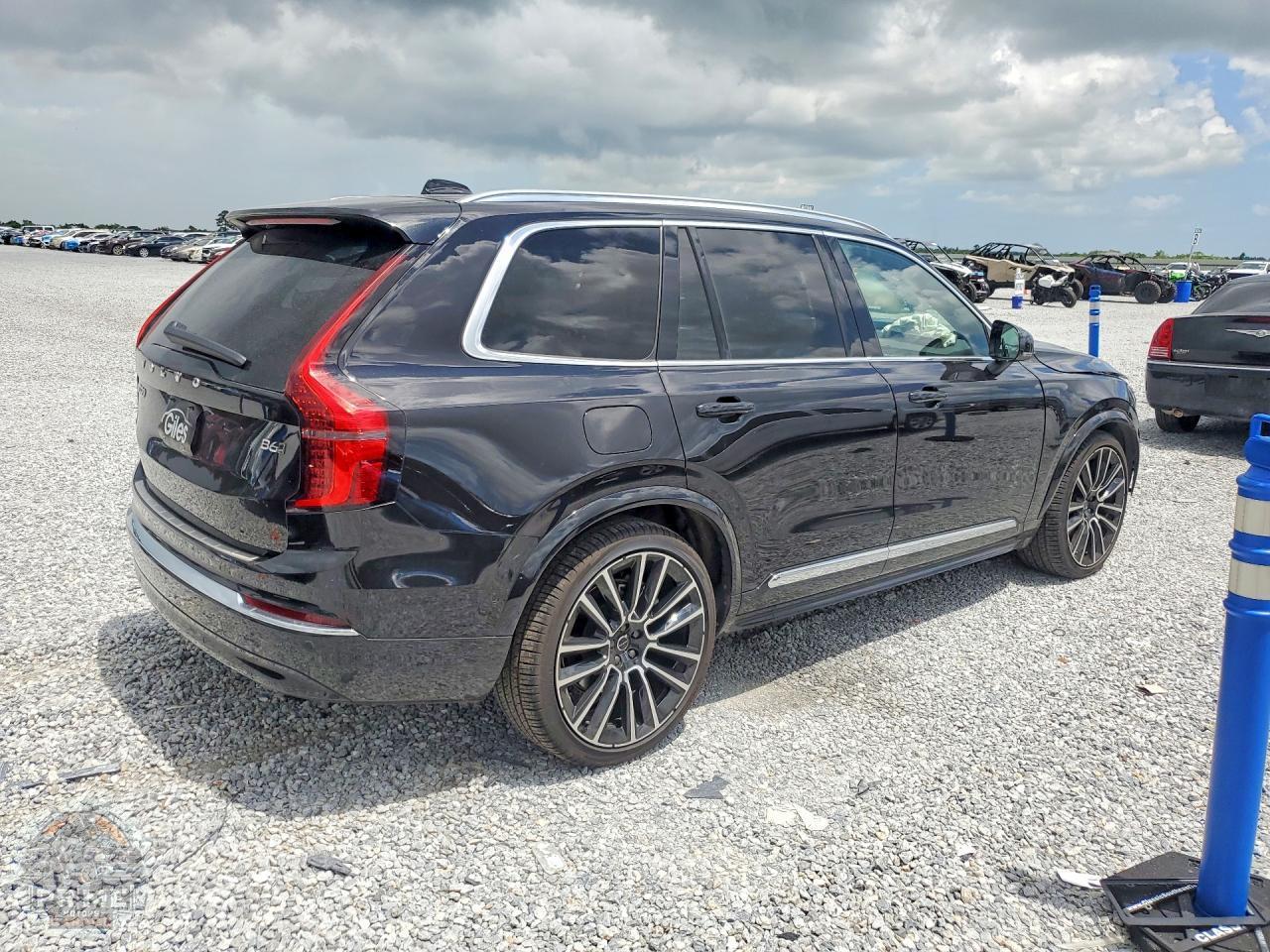 2025 VOLVO XC90 — фото 3