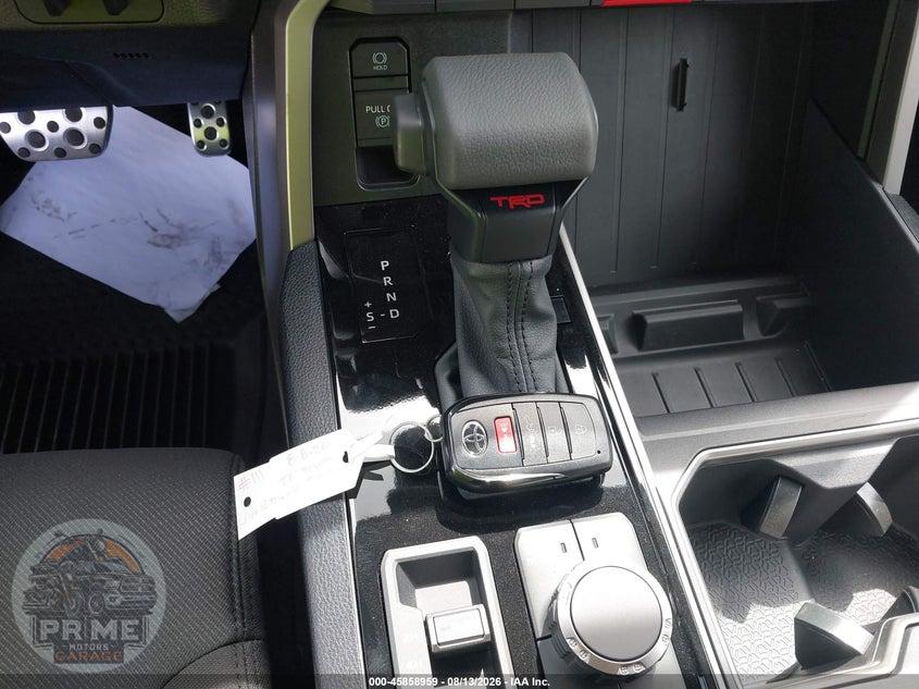 2026 TOYOTA TUNDRA SR5 CREWMAX 5.5' BED — фото 11