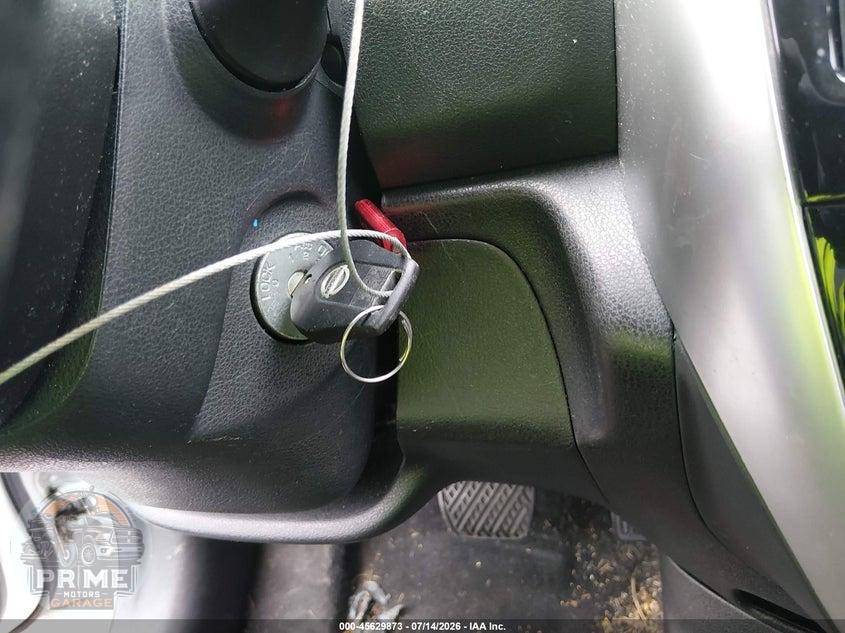 2015 NISSAN VERSA NOTE SR — фото 11