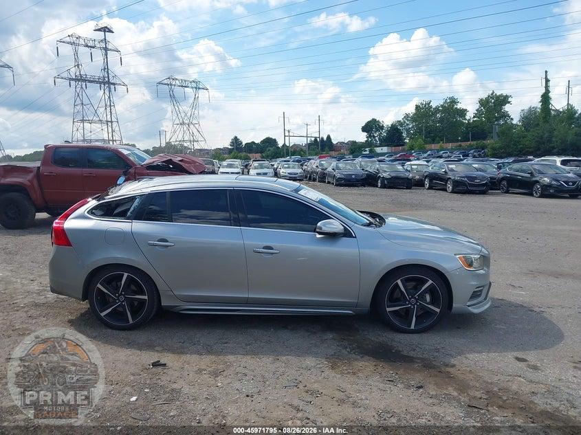 2015 VOLVO V60 T6 R-DESIGN PLATINUM — фото 13
