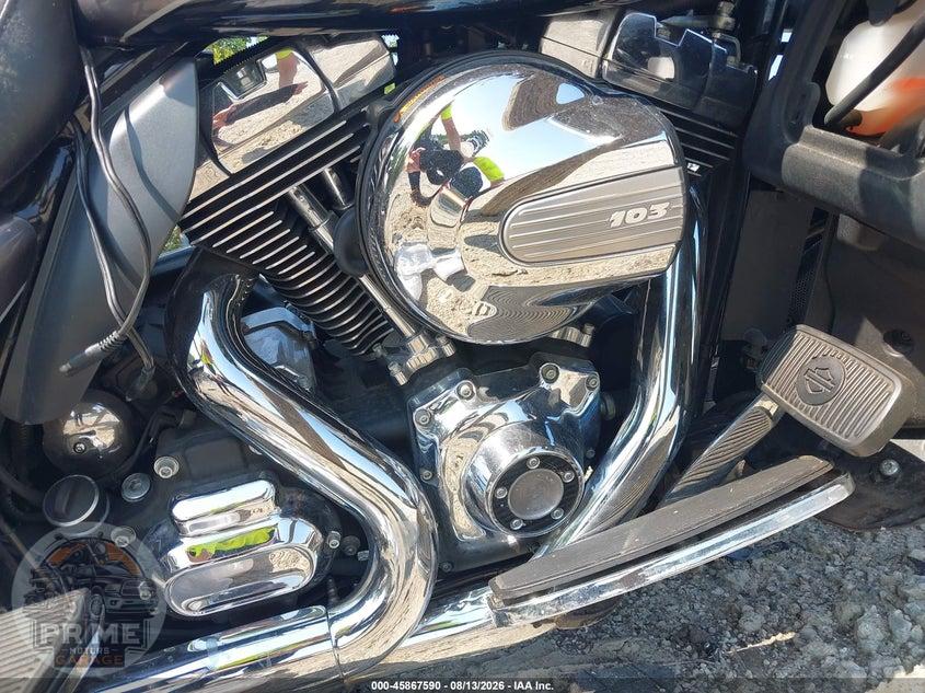 2014 HARLEY-DAVIDSON FLHTK (ULTRA LIMITED) ELECTRA GLIDE ULTRA LTD — фото 8