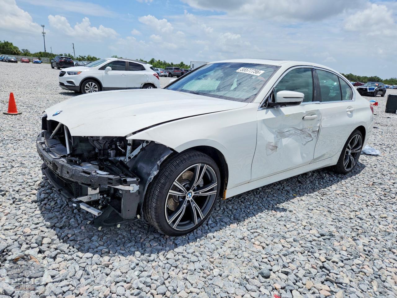 2021 BMW 3 SERIES — фото 1