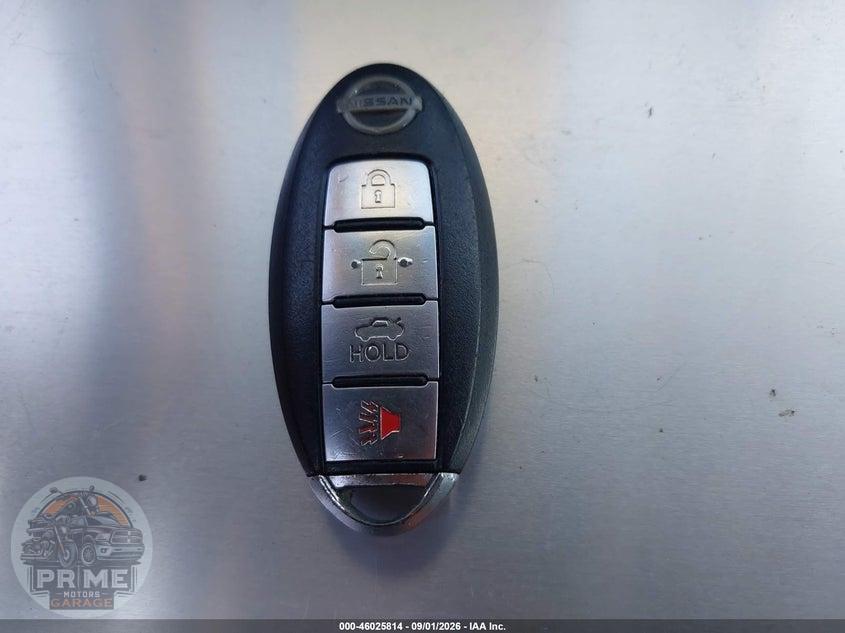 2011 NISSAN SENTRA 2.0SR — фото 11