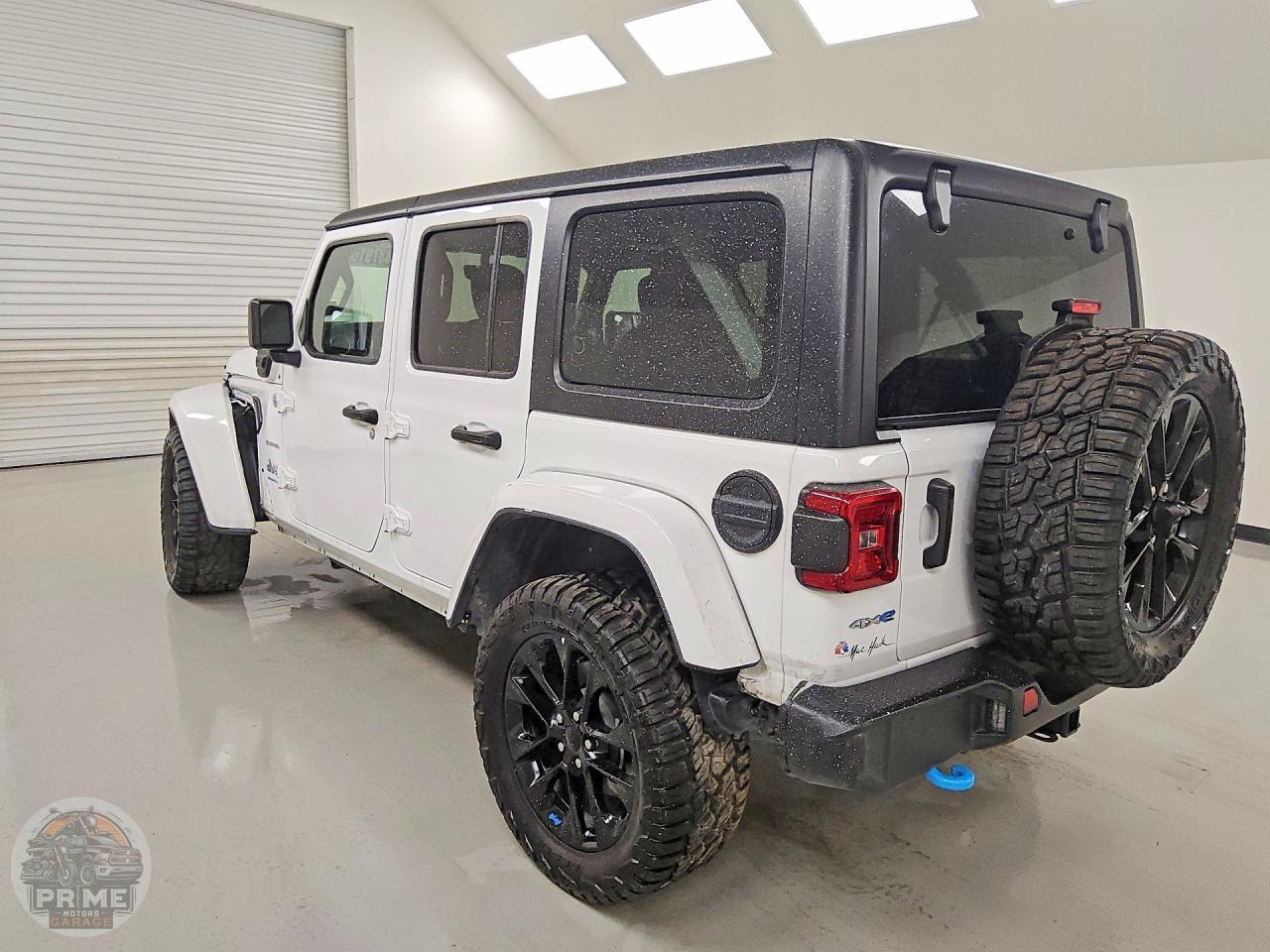2023 JEEP WRANGLER — фото 5