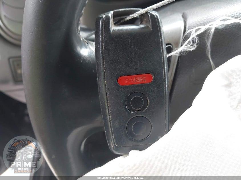 2009 SUZUKI SX4 TOURING — фото 11