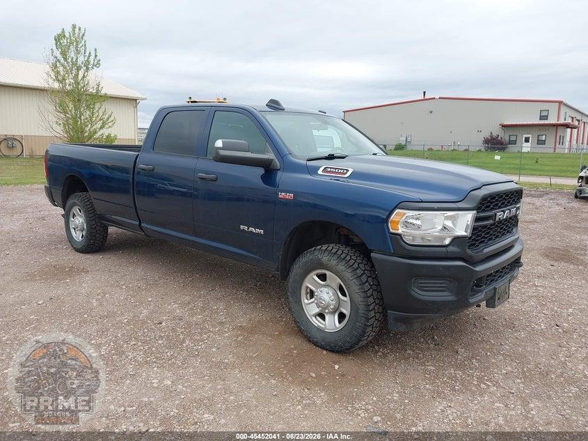 2021 RAM 3500 TRADESMAN  4X4 8' BOX — фото 1