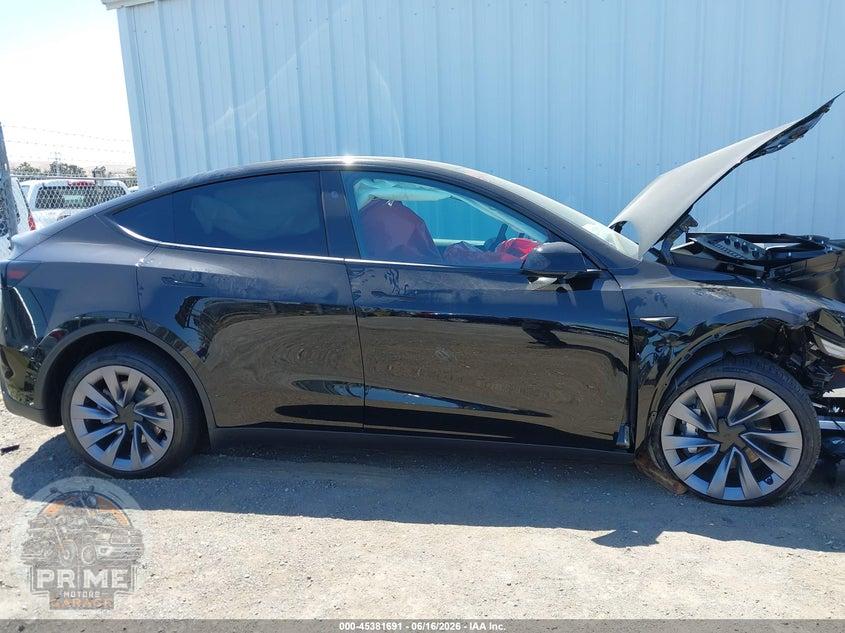 2026 TESLA MODEL Y ALL-WHEEL DRIVE/LONG RANGE LAUNCH SERIES/PREMIUM ALL-WHEEL DRIVE — фото 13