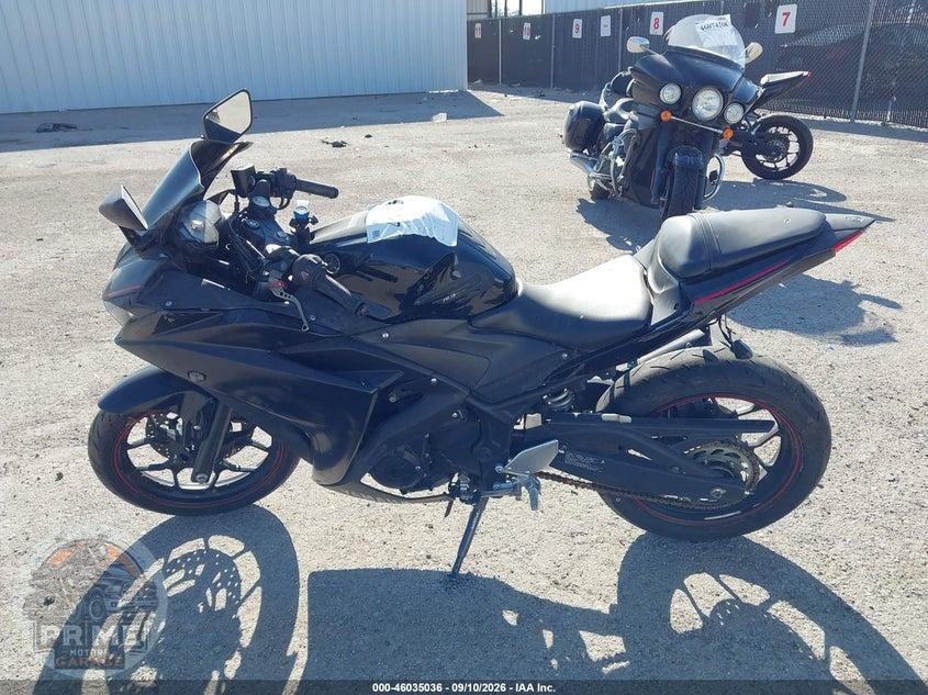 2018 YAMAHA YZFR3 — фото 13