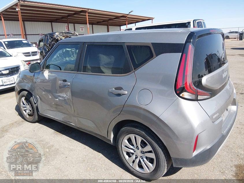 2023 KIA SOUL LX — фото 14