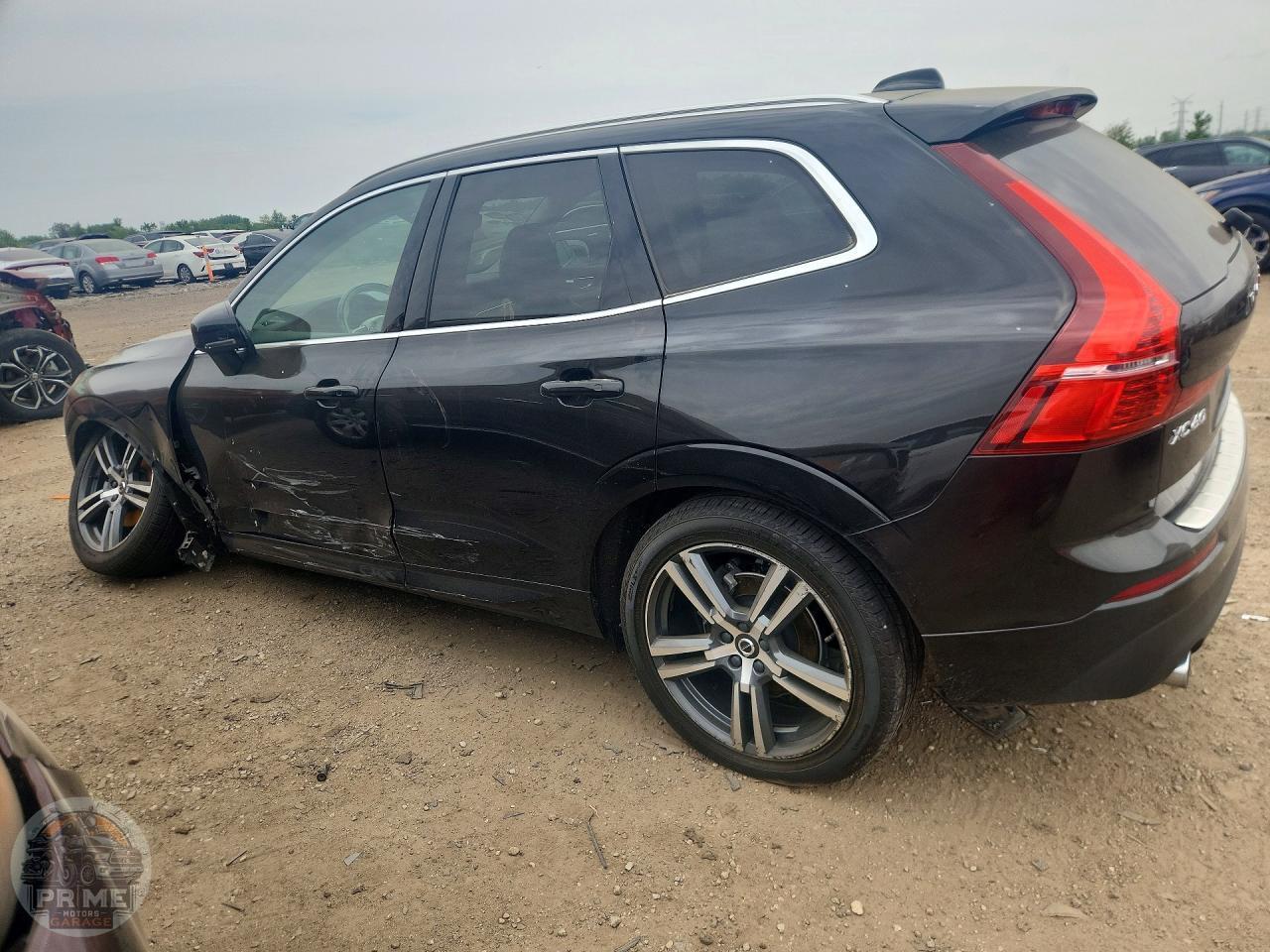 2021 VOLVO XC60 — фото 2