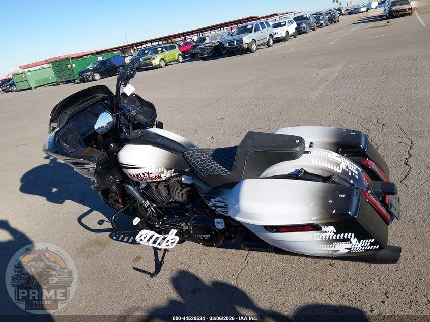 2026 HARLEY-DAVIDSON FLTRX (ROAD GLIDE, ROAD GLIDE CUSTOM) — фото 14