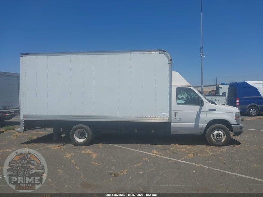 2010 FORD E-450 CUTAWAY — фото 12