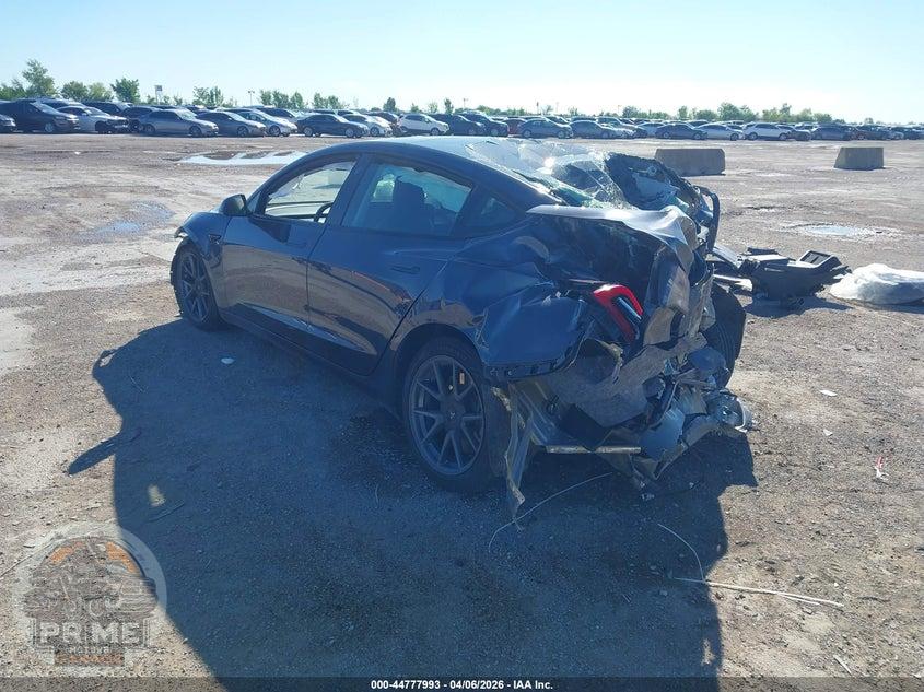 2022 TESLA MODEL 3 LONG RANGE DUAL MOTOR ALL-WHEEL DRIVE — фото 3