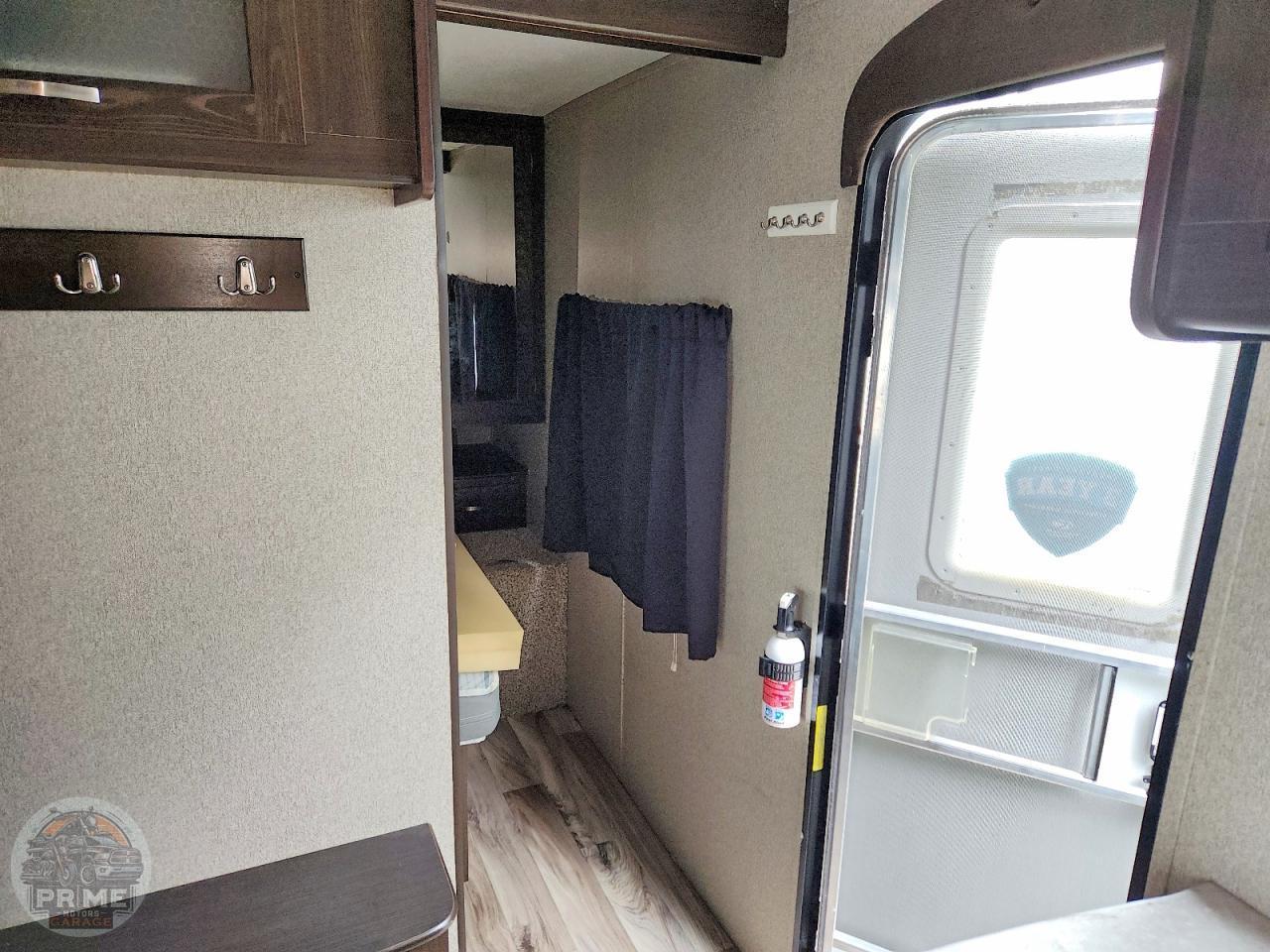 2019 KEYSTONE EVERST SE RECREATIONAL — фото 11